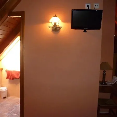 Hotel Escuils Unha